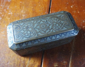 Betel Nut Box - 1700's Bronze and Silver - Marano People - Phillipines - Mindanao