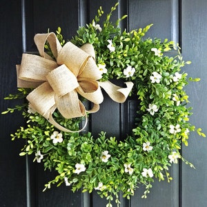 Farmhouse Boxwood Wreath, Burlap Wreath, Green Wreath, Greenery Wreath, Spring Wreath, Summer Wreath, All Seasons Wreath, Year Round Wreath