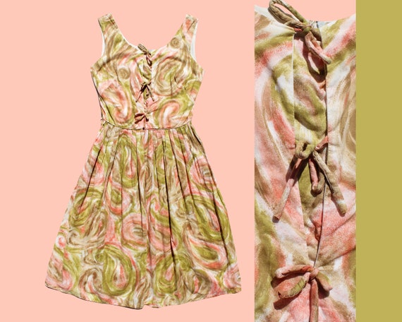 Early 1960s Swirled/ Marble Pink & Green Tied fron