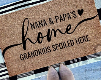Anpassbares Weihnachtsgeschenk der Großeltern, Nana und Papas Haus, Opa-Oma-Fußmatte, Großeltern-Willkommens-Fußmatte, personalisierte Fußmatte
