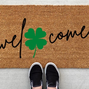 Willkommen St. Patrick's Day Front Fußmatte, Veranda Dekor, personalisierte Fußmatte, lustige Fußmatte, Willkommensmatte, vordere Fußmatte, benutzerdefinierte Fußmatte