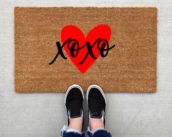 XOXO Valentine's Day doormat, Valentine's decor, personalized doormat, funny doormat, welcome mat, front doormat, heart doormat