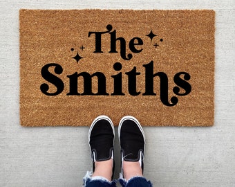 Custom Last Name Retro Doormat, home decor, custom doormat, welcome mat, housewarming, front door mat, welcome doormat, closing gift