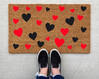 Hearts Valentine's Day doormat, Valentine's decor, personalized doormat, funny doormat, welcome mat, front doormat, heart doormat