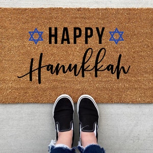 Happy Hanukkah doormat, Hanukkah  decor, personalized doormat, welcome mat, front doormat, winter decor, front porch