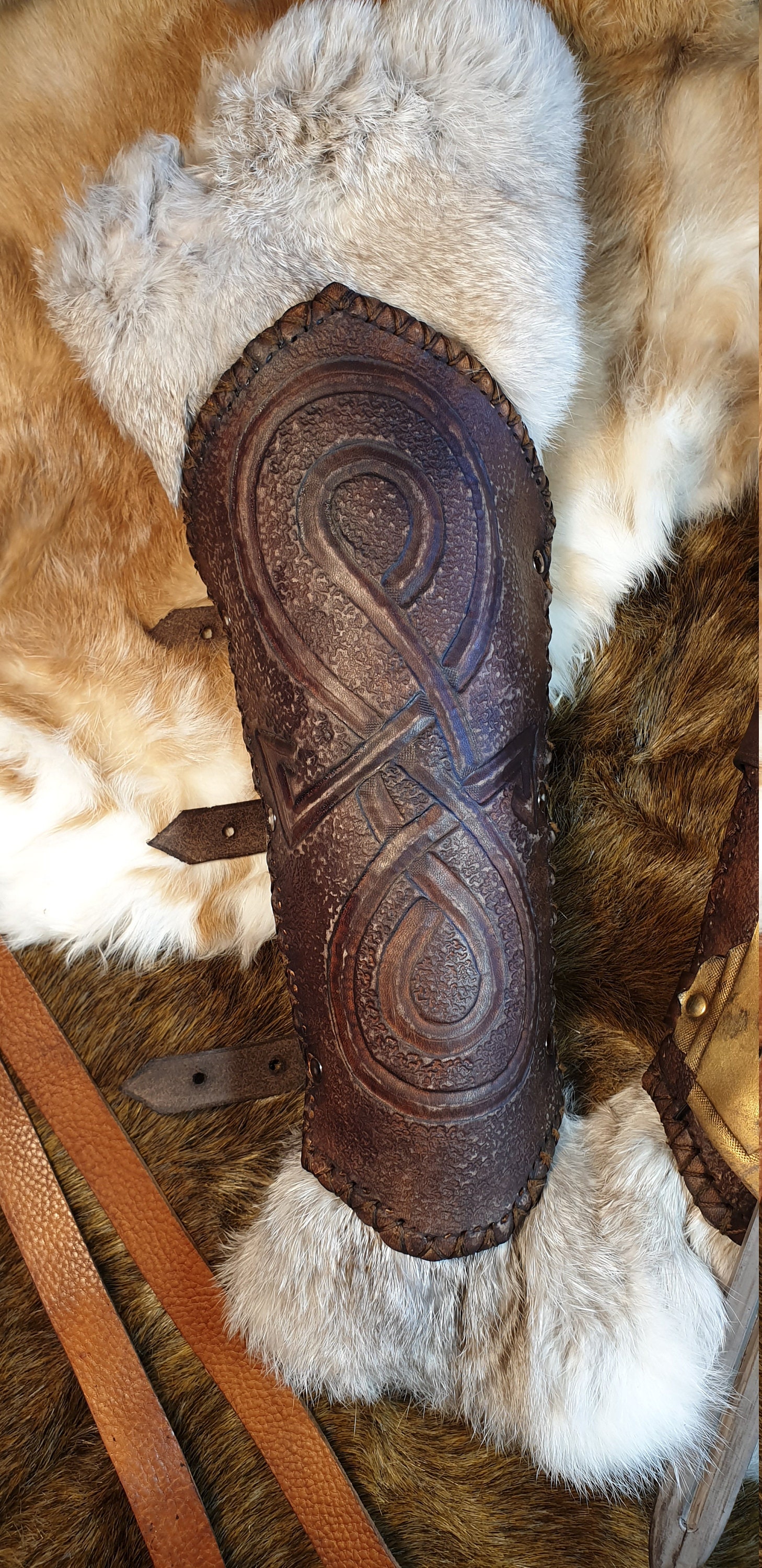 VALHALLA LEATHER COSPLAY Leather Armor Bracers Etsy