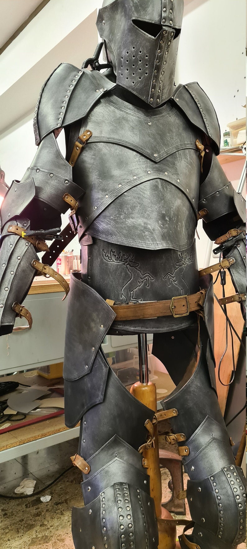 Robert the KING BARATHEON Full LEATHER Armor Set image 1