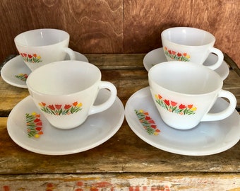 Gorgeous Set of 4 Vintage Coffee Cups and Saucers Colorful Mid Century Tulip Flowers Tea Cups by Fire King