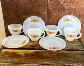 Fabulous Set of 4 Vintage Coffee Cups and Saucers Orange Yellow Flowers Mid Century Cosmos Tea Cups by Fire King