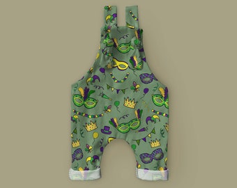 Baby Boy Mardi Gras // Baby Mardi Gras Outfit // Gender Mardi Gras Outfit // Mardi Gras Overalls // Coming Home Outfit