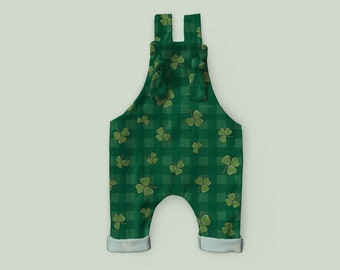 Baby Boy St. Patrick's Day // Baby St. Patrick's Outfit // Gender Neutral St. Patrick's Outfit // Lucky Overalls // Coming Home Outfit