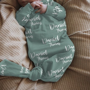 Custom Name Swaddle // Baby Name Swaddle // Baby Name Blanket // Baby Boy Swaddle Personalized // Personalized Swaddle // Coming Home Outfit