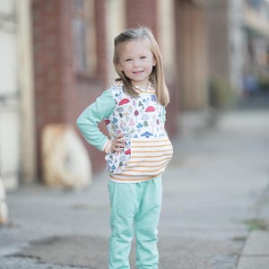 French Terry Hoodie und Hose Set: Pilz, Petrol, Senf Streifen; Babykleidung, Babykleidung, Babyparty, Babykleidung