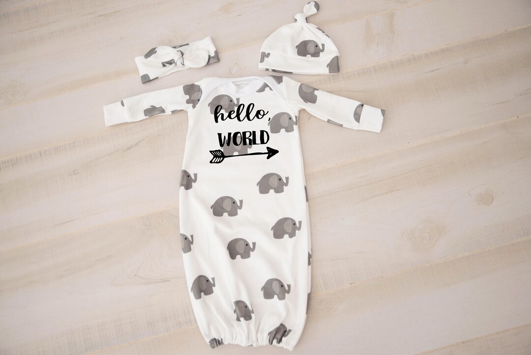 Gender Neutral Coming Home Outfit, Baby Boy, Baby Girl: Hello World