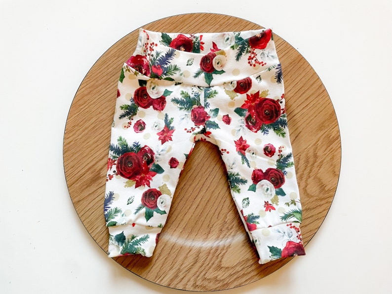 Baby Girl First Christmas Coming Home Outfit // Christmas floral // Newborn Legging // Take home outfit Best Christmas Bodysuit // Headband image 2