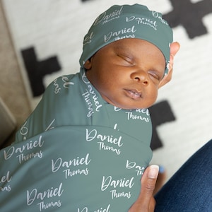 Aangepaste naam swaddle / / Baby naam swaddle / / Baby naam deken / / Baby boy swaddle gepersonaliseerde / / gepersonaliseerde swaddle / / Coming Home Outfit