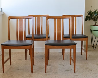 Set of Four Linde Nilsson Mid Century Danish Modern Dining Chairs