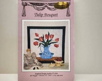 England Design Studios, Tulip Bouquet 20" Wall Hanging, Iron On Freezer Paper Templates, Picture Piecing Machine Sewn, Small Tulip Quilt