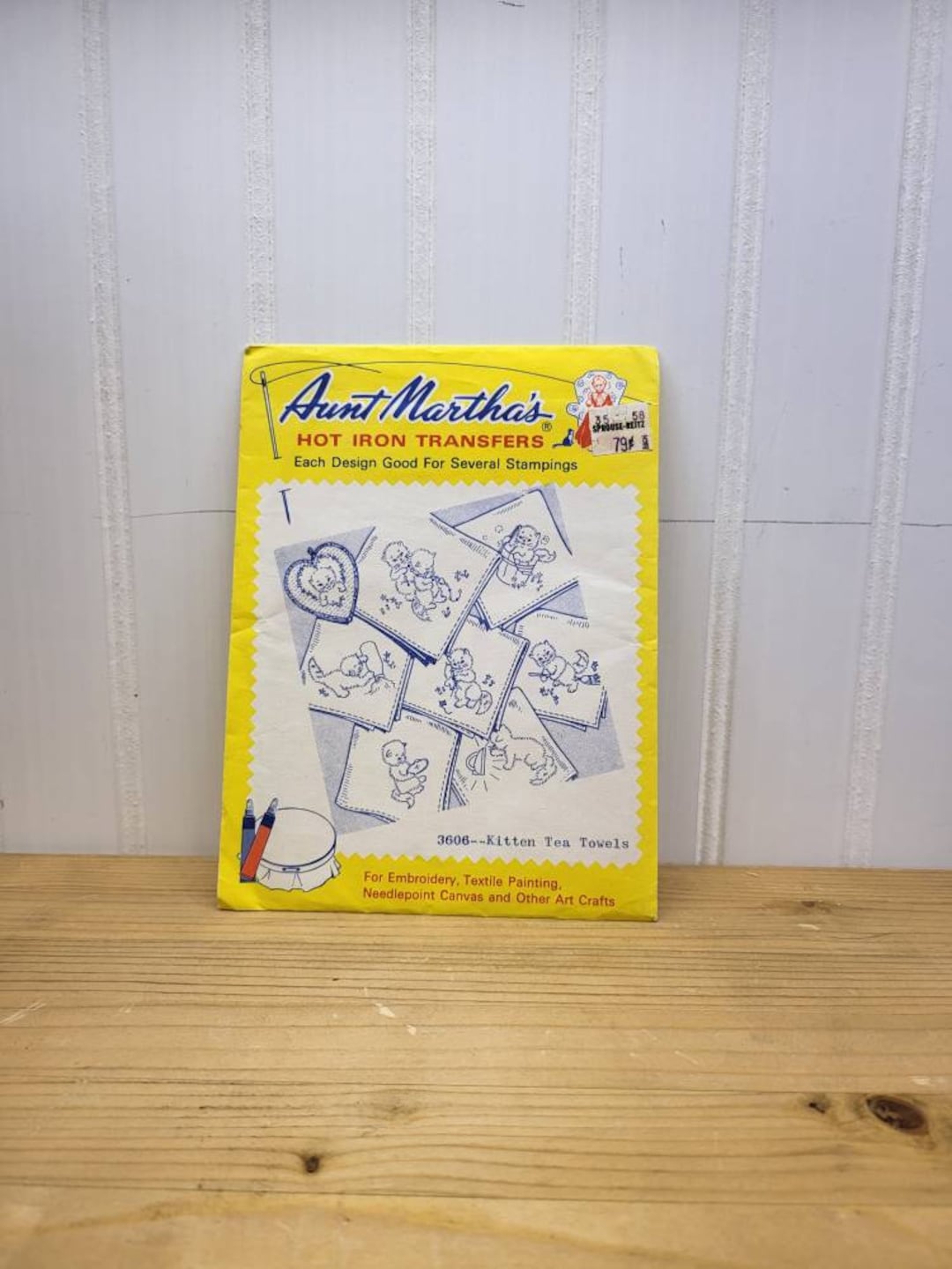 Aunt Martha's Hot Iron Transfer, Embroidery Patterns, Vintage Iron on