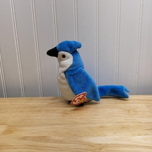 Beanie Babies Collection Rocket, Vintage Blue Jay Beanie Baby, Date Of Birth March 12, 1997, #08421 04202