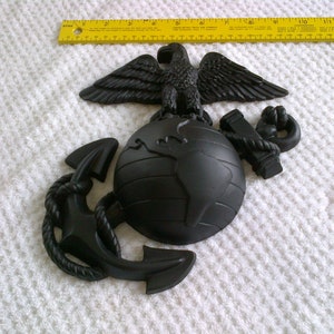9 Inch Marine Corps Eagle Globe & Anchor Wall Hanging Molded Durable Plastic Matt Black Finish