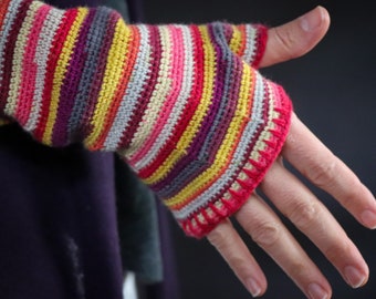 Groovy Gauntlets - English (UK & US terms)