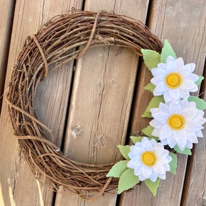 Daisy Wreath, Rustic wreath, Felt Daisies