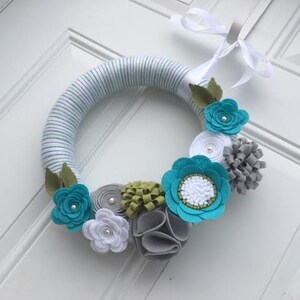 Spring Yarn Wreath, Felt Flowers Wreath, Aqua Green Stripe Wreath, Easter Wreath image 5