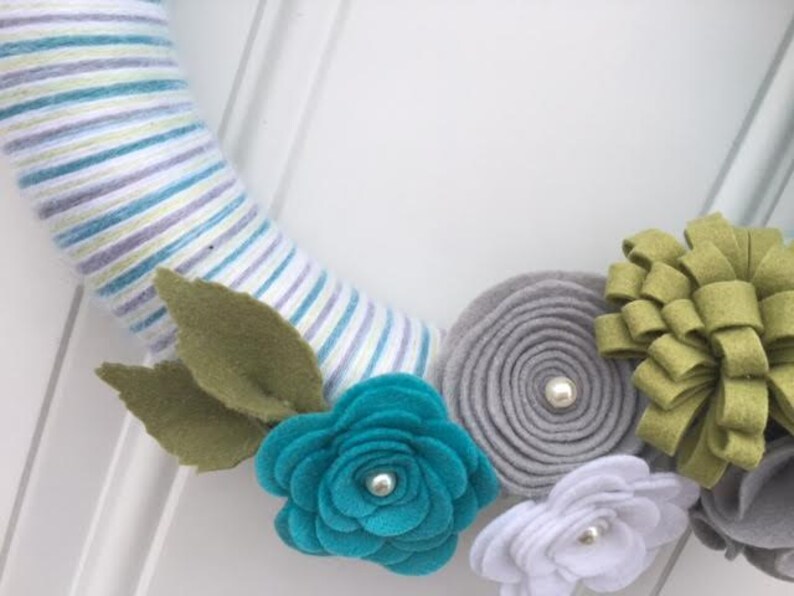 Spring Yarn Wreath, Felt Flowers Wreath, Aqua Green Stripe Wreath, Easter Wreath image 2