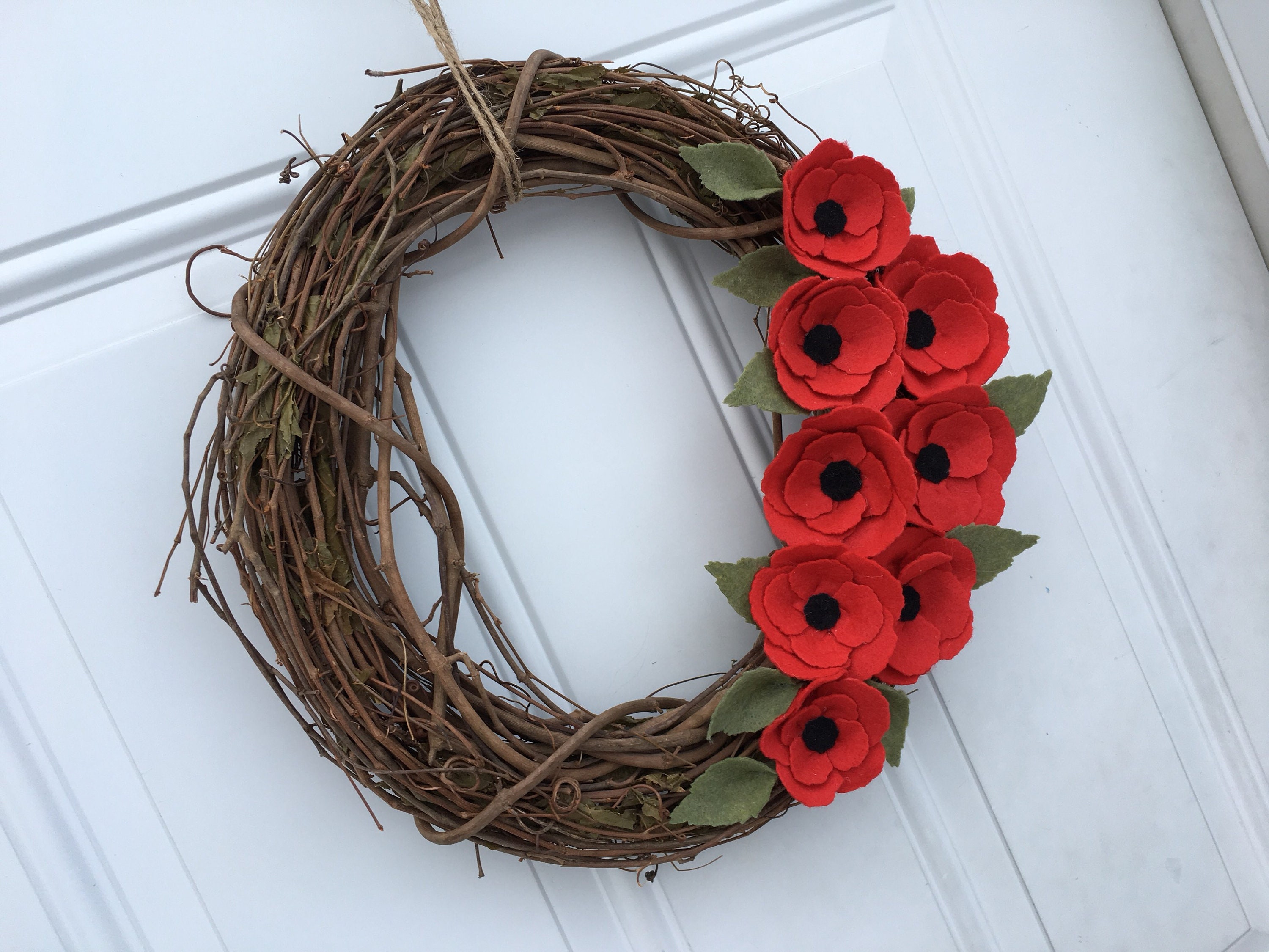 Handmade crochet 3d applique Poppy wreath wall hanging Remembrance Home Door hanger Memorial ANZAC Day decor.