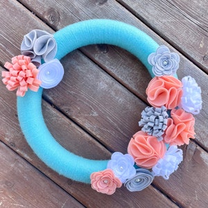 Modern Spring Wreath, Aqua, Coral, Grey and White Yarn Wreath,  Door Wreaths, Melon and aqua, Front Door Wreath