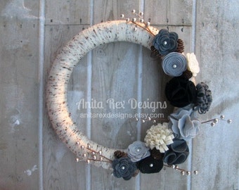 All Season Wreath, All Year Wreath, Yarn Wreath, Natural Wreath, Birch Wreath, Grey, Black Felt Flower Wreath, Modern Decor