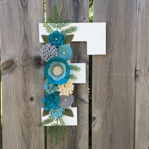 Corona de monograma, Carta de flor de fieltro, Carta floral, Monograma de guardería de niñas, Decoración de pared de letras florales, Decoración