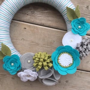 Spring Yarn Wreath, Felt Flowers Wreath, Aqua Green Stripe Wreath, Easter Wreath image 4