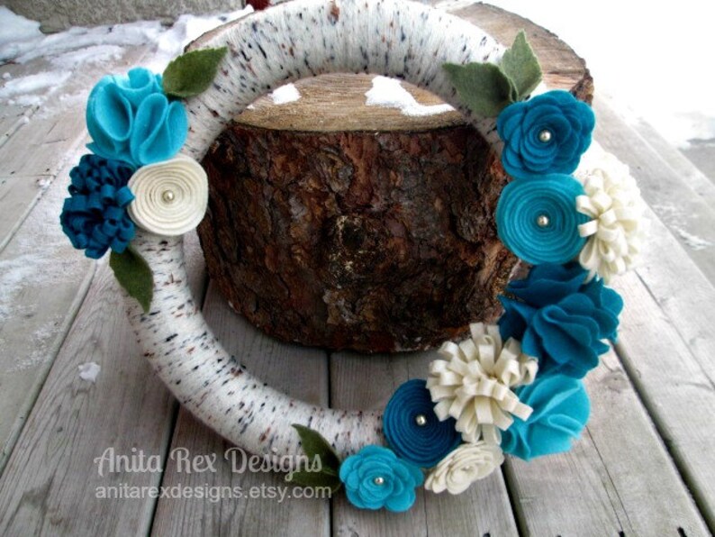 Yarn Wreath, Birch Yarn Wreath, Aqua Teal Cream Felt Flowers, Handmade Wreath, Spring Wreath, All year wreath image 2