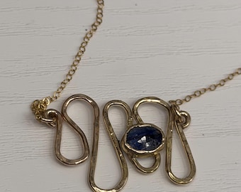 Marlee gold necklace with blue sapphire rose cut stone