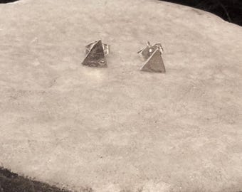 Triangle earring made of Fine silver, hand sculpted stud earrings