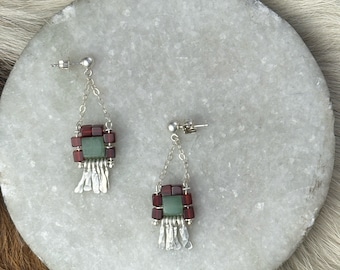 Carmine earring: Mint aventurine and red carnelian cube beads, silver wire hand forged fringe, silver chain and silver ear post