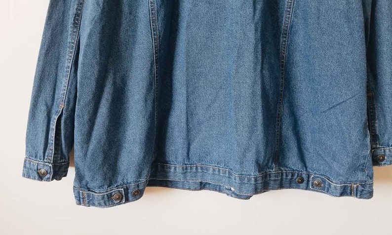 Vintage blue denim jacket with wolf and flower embroidery