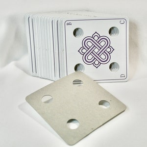Cartes graphiques celtiques à tisser, 24 cartes, carré 3 1/4 po., inutilisé