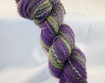 Handspun Yarn, Corriedale, Moss Green, Purple, 221 yds, 210 meters