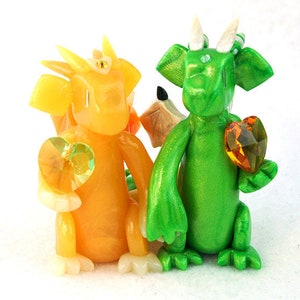 Custom birthstone dragon couple, made to order polymer clay dragon sculpture, Christmas present, anniversary gift, geeky gift, cake topper