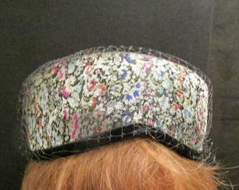 Vtg Fashion Hat, Multi-Color w/ Black Velvet Accents