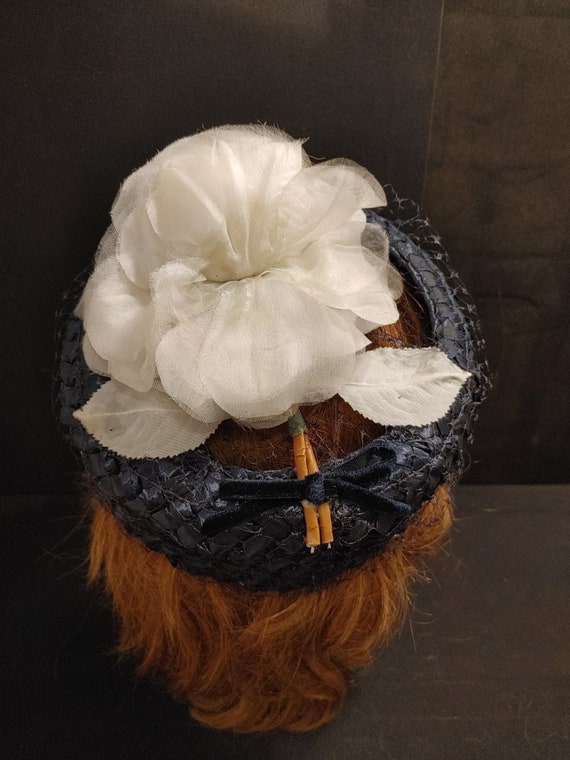 1950s Black/Deep Navy Formed Hat w/ Flower