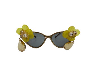 NORTH MELBOURNE - Flower Sunglasses with Pearl's and Gold Rhinestones on a Vintage Leopard Frame. Abstract Sunglasses from Australia.