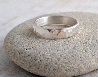 Silver ring 4mm sterling silver band ring hammered band ring 925 hammer finish made in UK