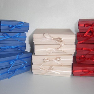 Cute handmade  paper gift box with a ribbon (different collor. different size)