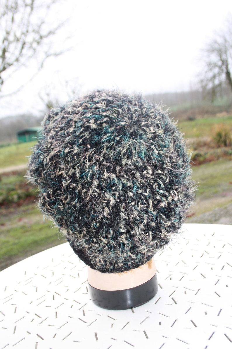 36 beret in fancy yarn image 4