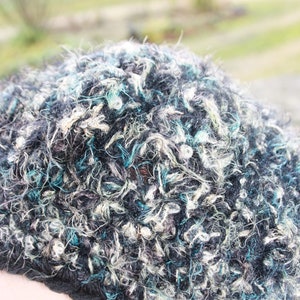 36 beret in fancy yarn image 6