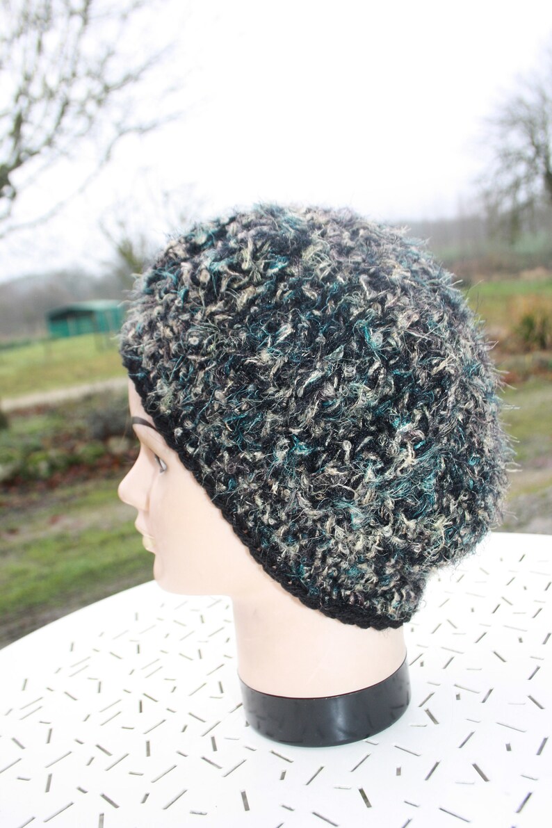 36 beret in fancy yarn image 5